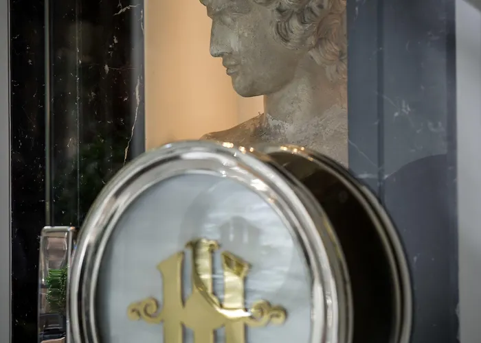 Imperiale By Omnia Rome